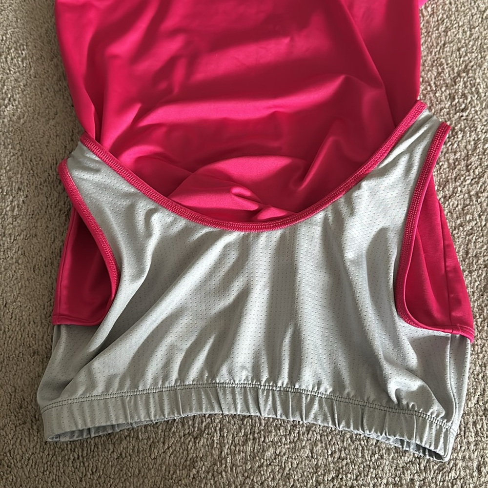 Under Armour Pink Fitted Workout Tanktop - Picture 7 of 8